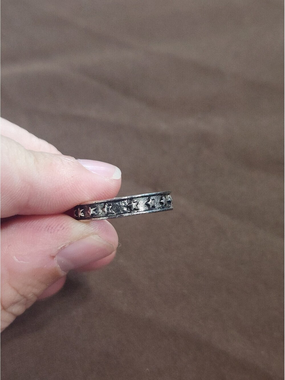 Silver Tone Star Pattern Band Ring Size 8